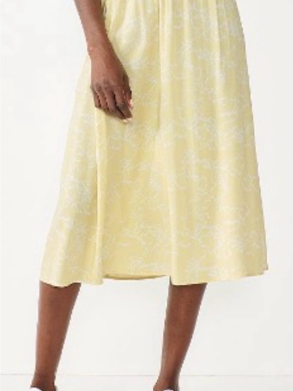 Nine West Pale Printed Pull On Challis Midi Skirt Size Large Yelliw & White